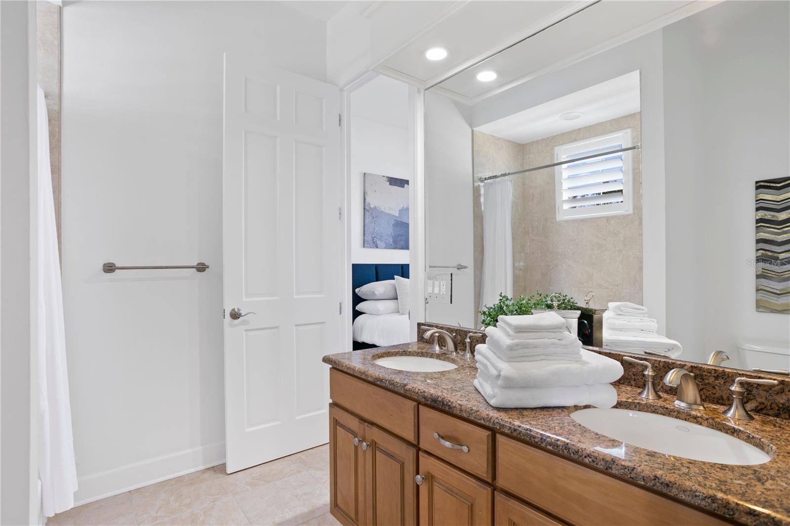 4130 CAUSEWAY VISTA DR, TAMPA, FL, 33615