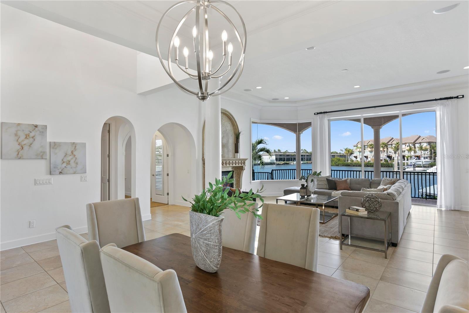 4130 CAUSEWAY VISTA DR, TAMPA, FL, 33615