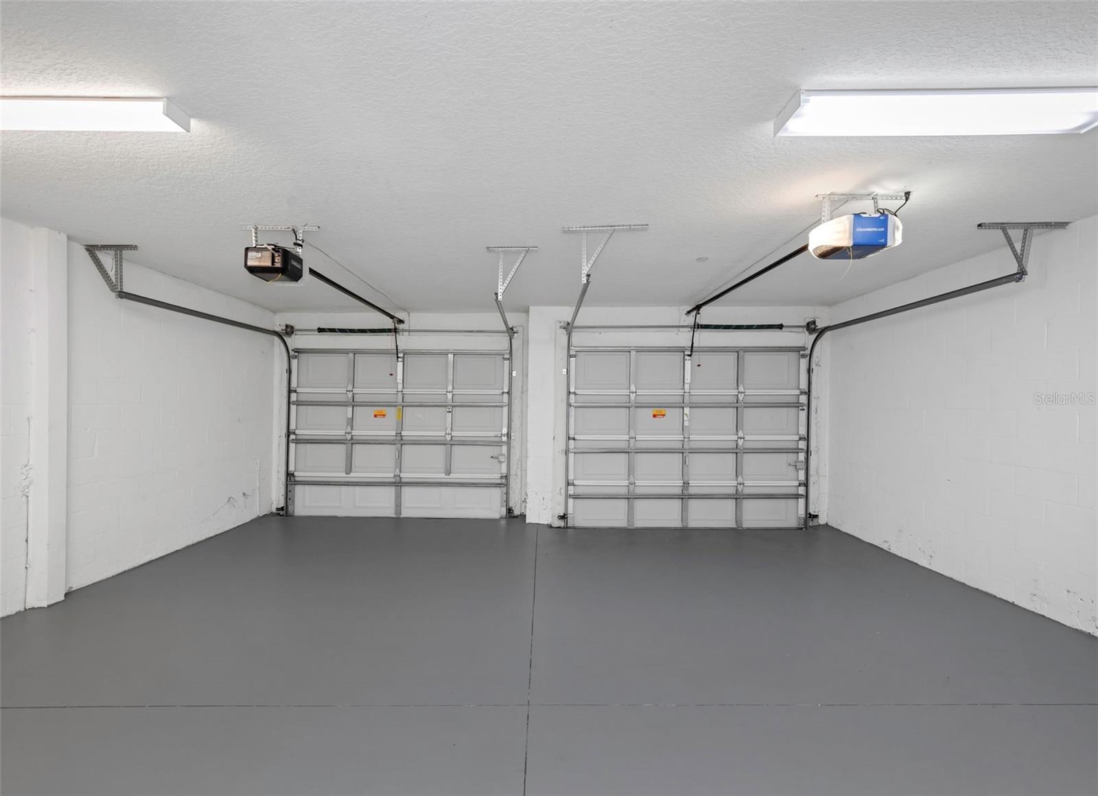 94 S HIGHLAND AVE #2401, TARPON SPRINGS, FL, 34689