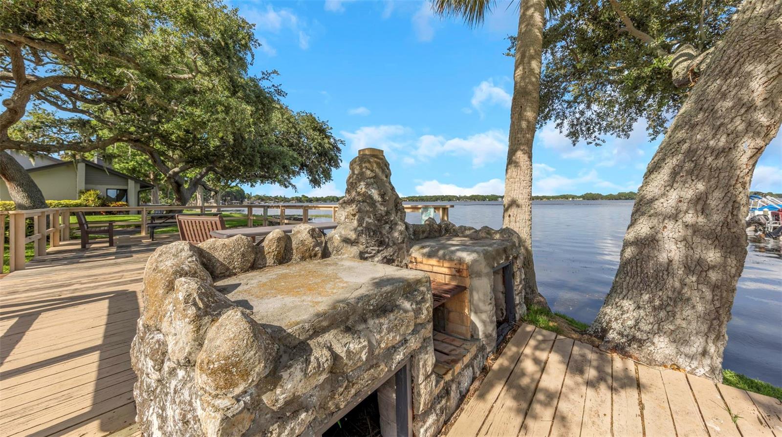 94 S HIGHLAND AVE #2401, TARPON SPRINGS, FL, 34689