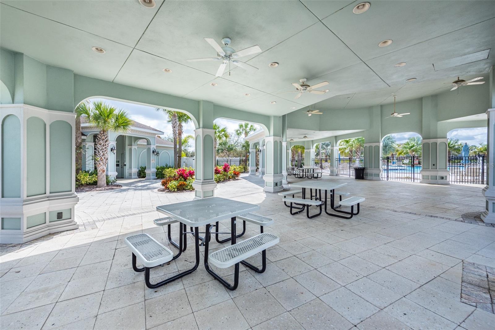 10036 SAGE CREEK DR, SUN CITY CENTER, FL, 33573