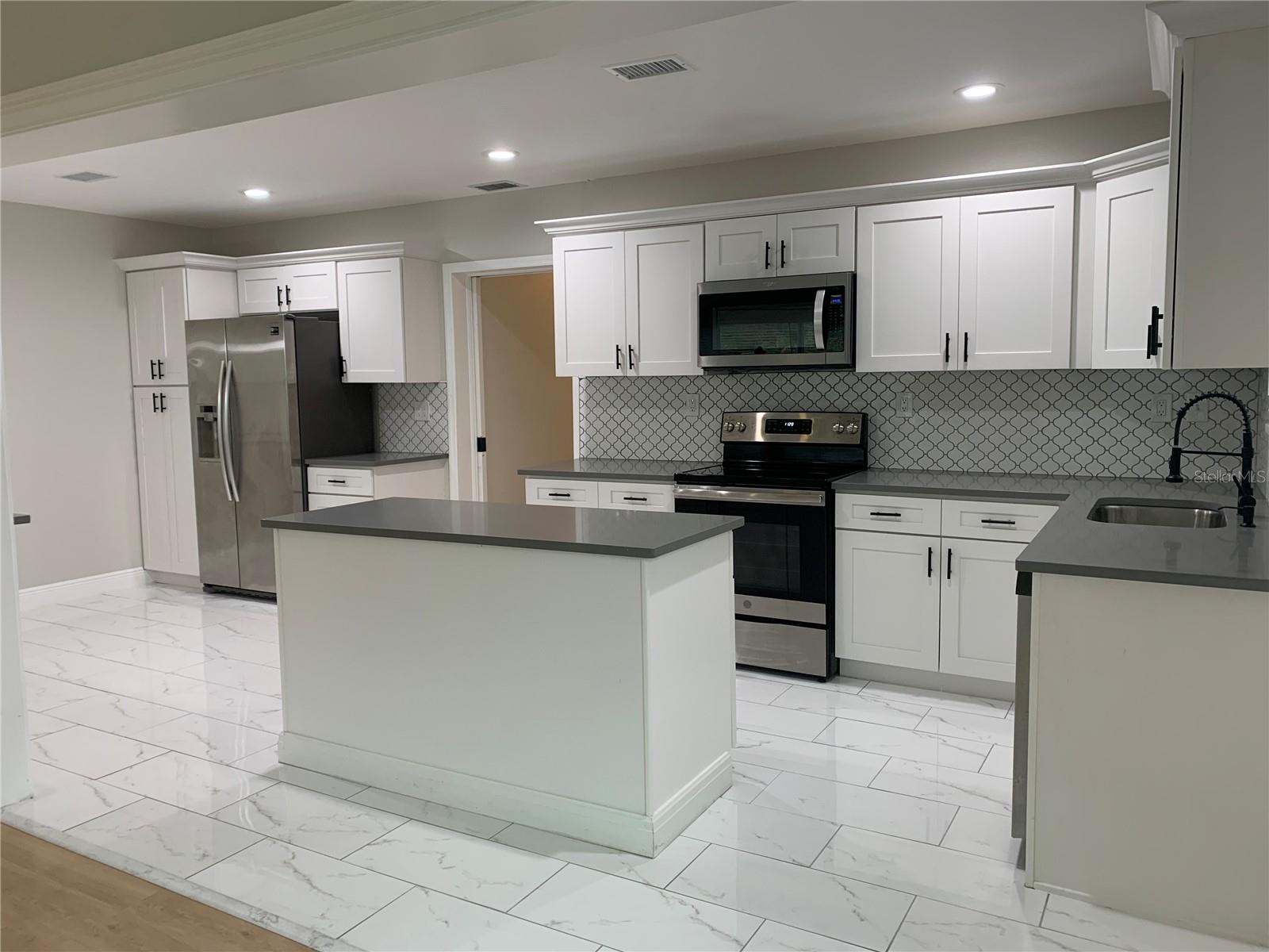 1524 18TH AVE N, ST PETERSBURG, FL, 33704