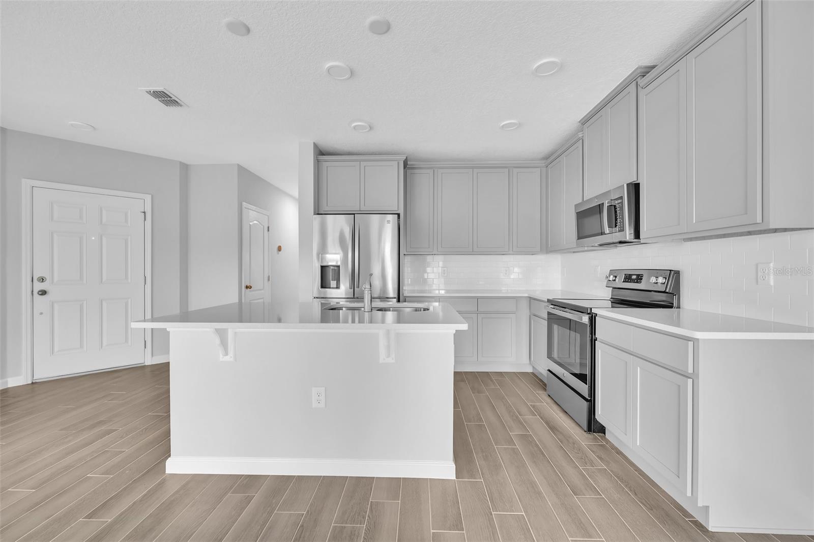 2827 NARCOOSSEE COMMONS WAY, ST CLOUD, FL, 34771