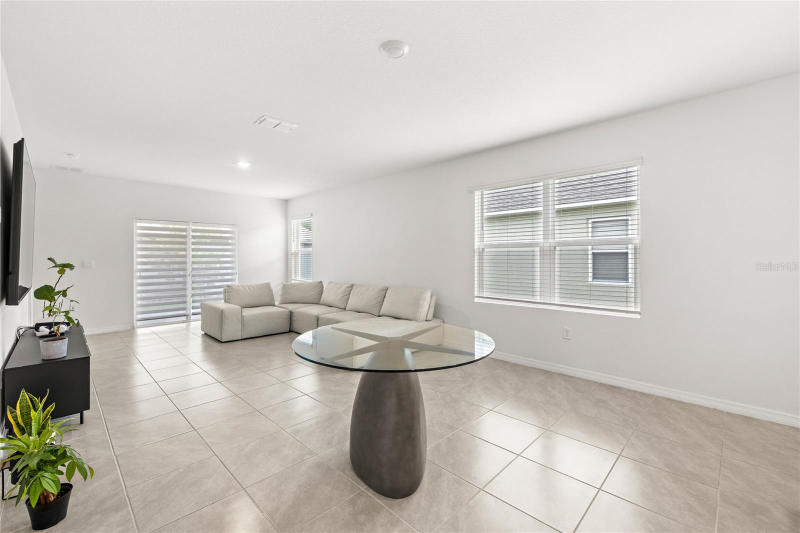 1663 ROSYDALE CIR, DAVENPORT, FL, 33837
