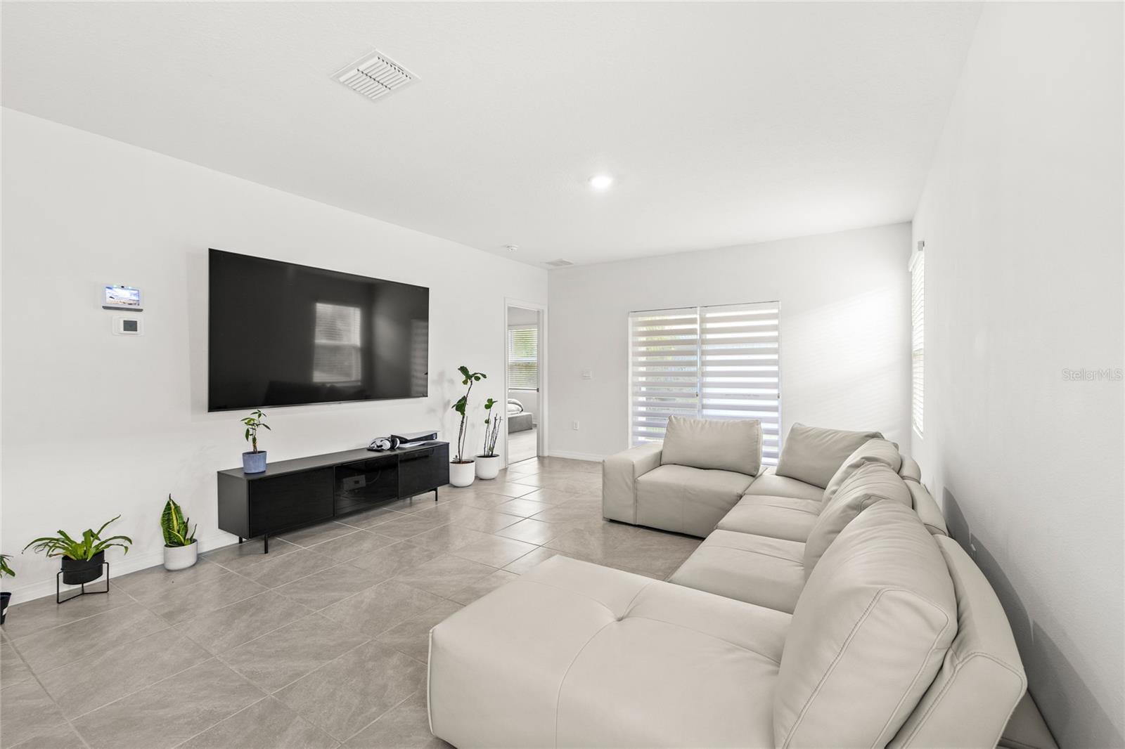 1663 ROSYDALE CIR, DAVENPORT, FL, 33837