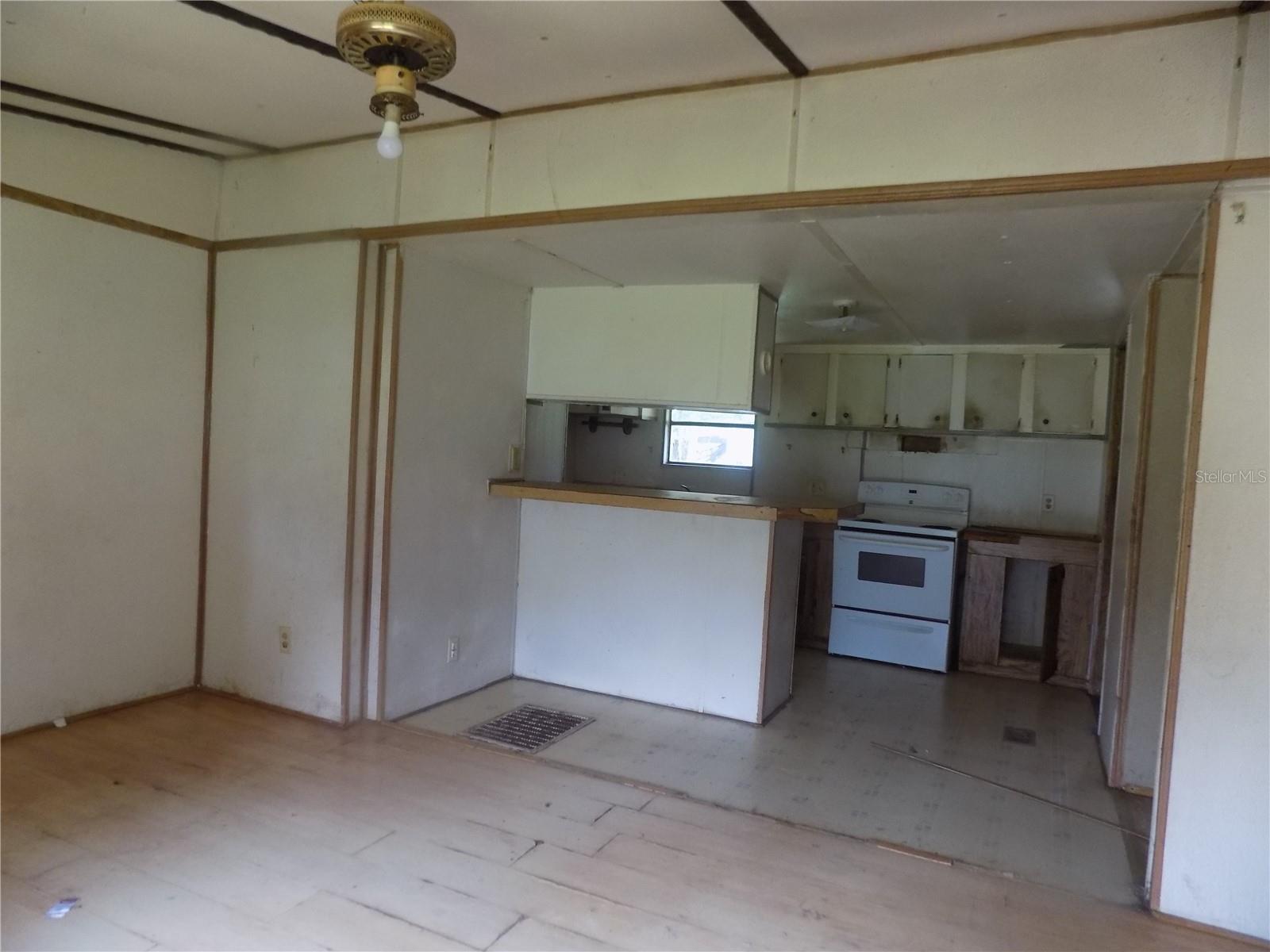 8708 NE WALDO RD, GAINESVILLE, FL, 32609