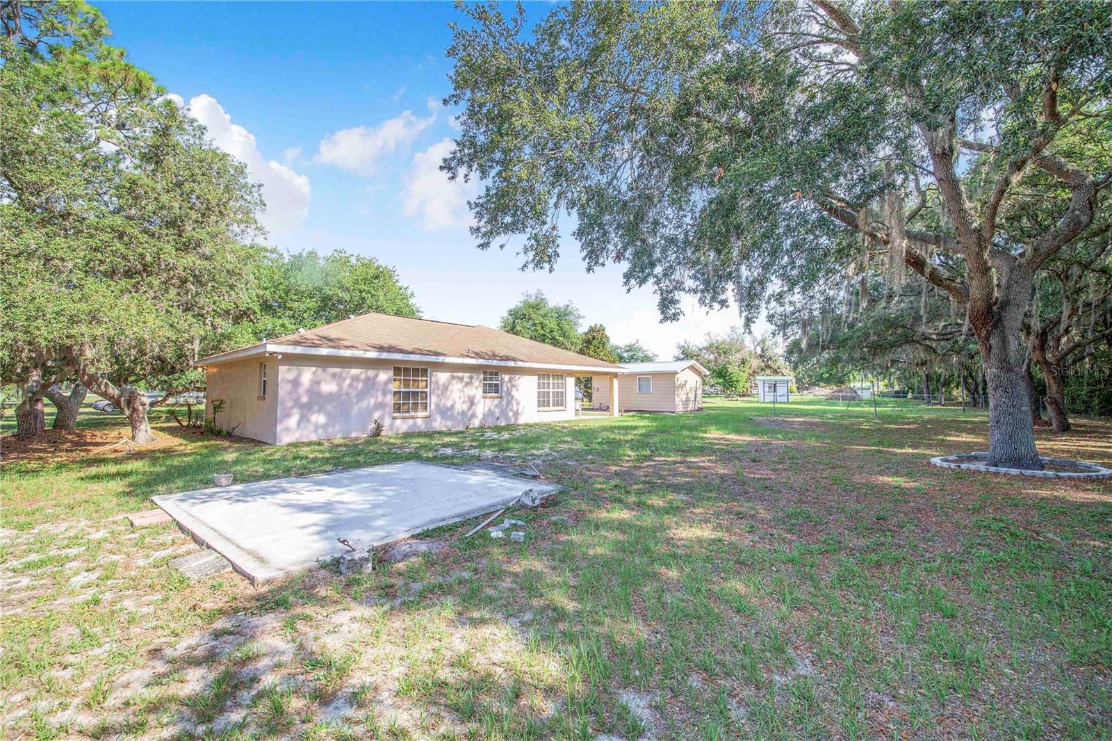 33 PINEWOOD DR, HAINES CITY, FL, 33844