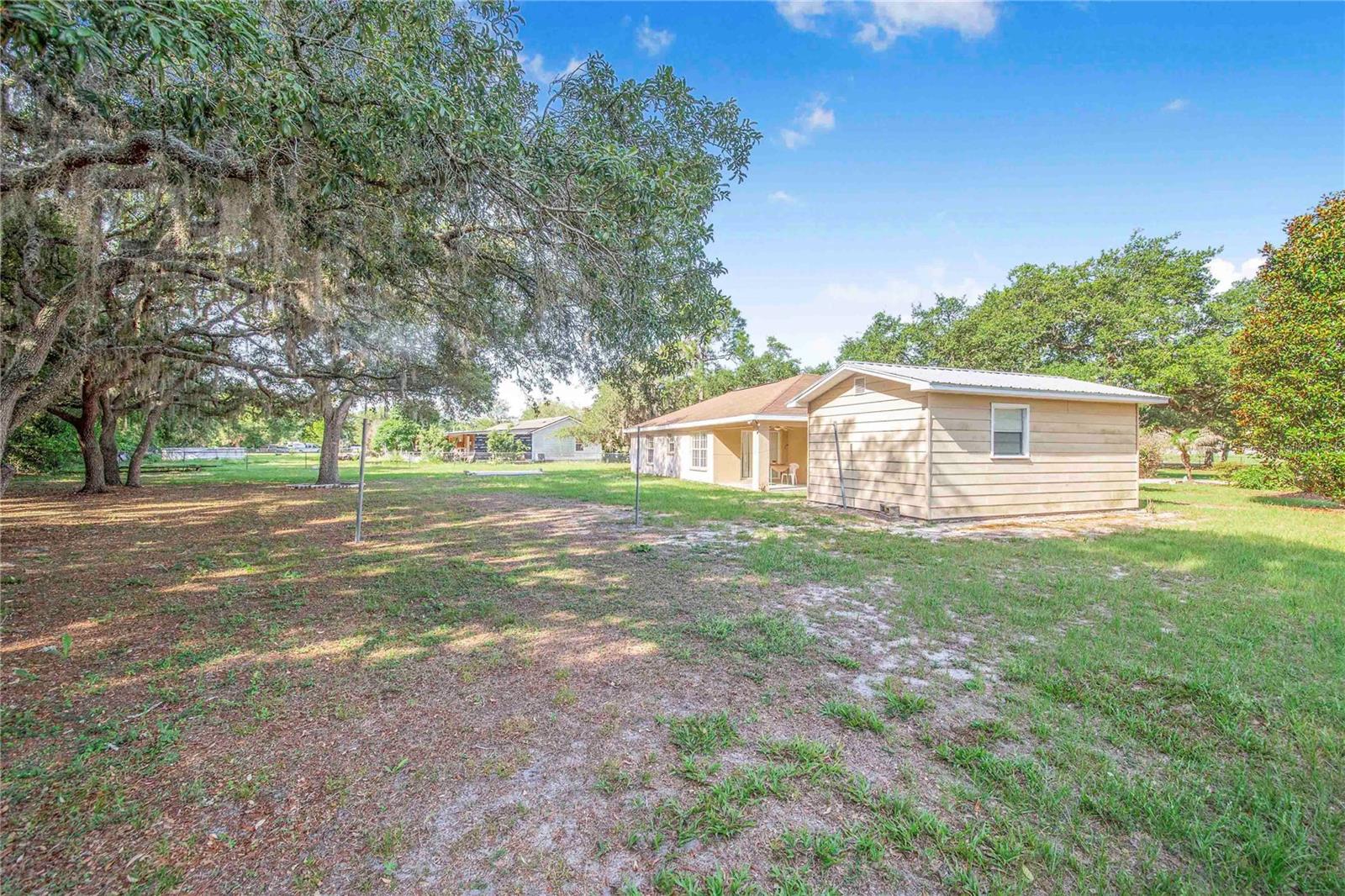 33 PINEWOOD DR, HAINES CITY, FL, 33844