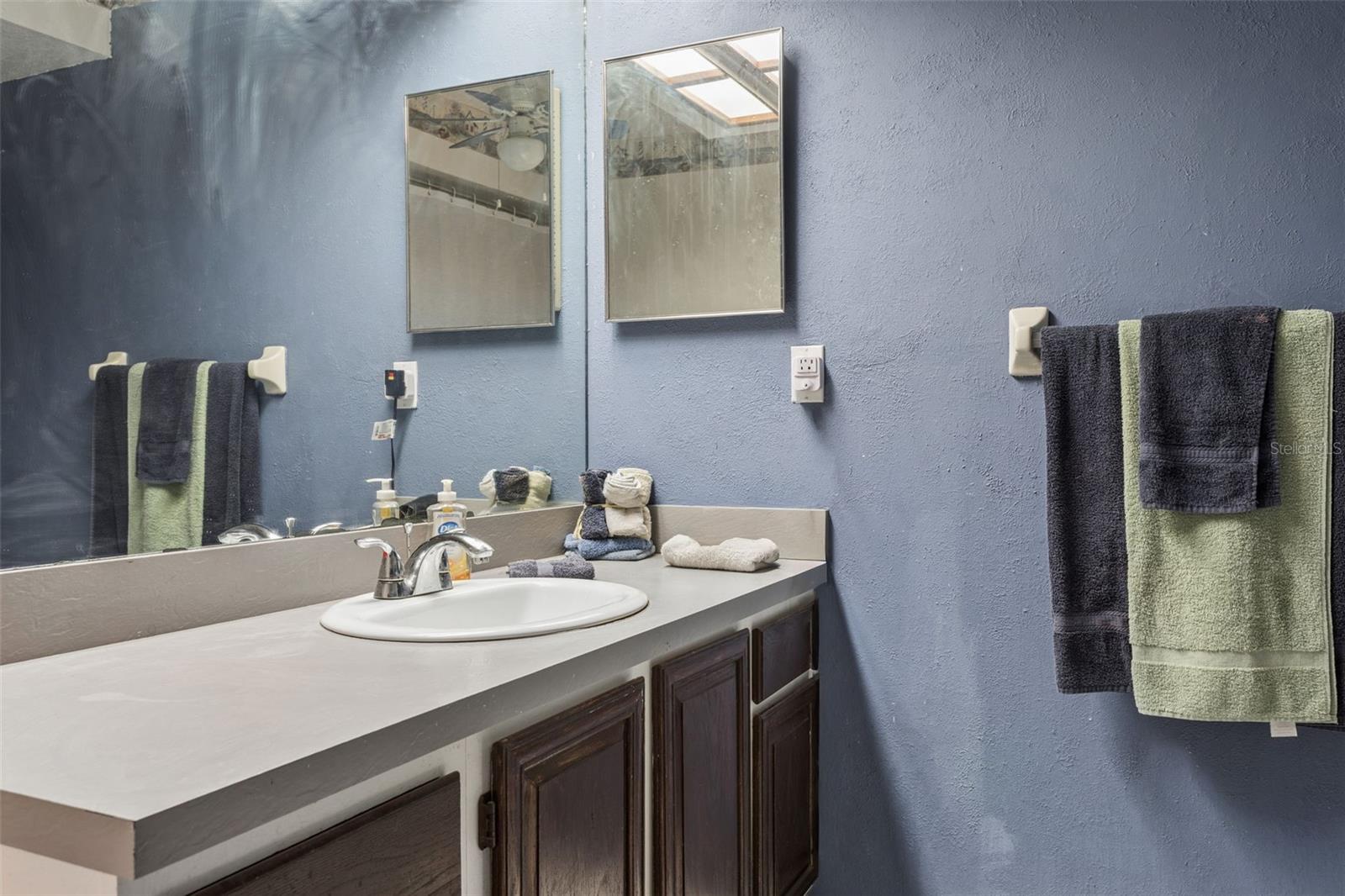 3237 MONTROSE CIR, PALM HARBOR, FL, 34684