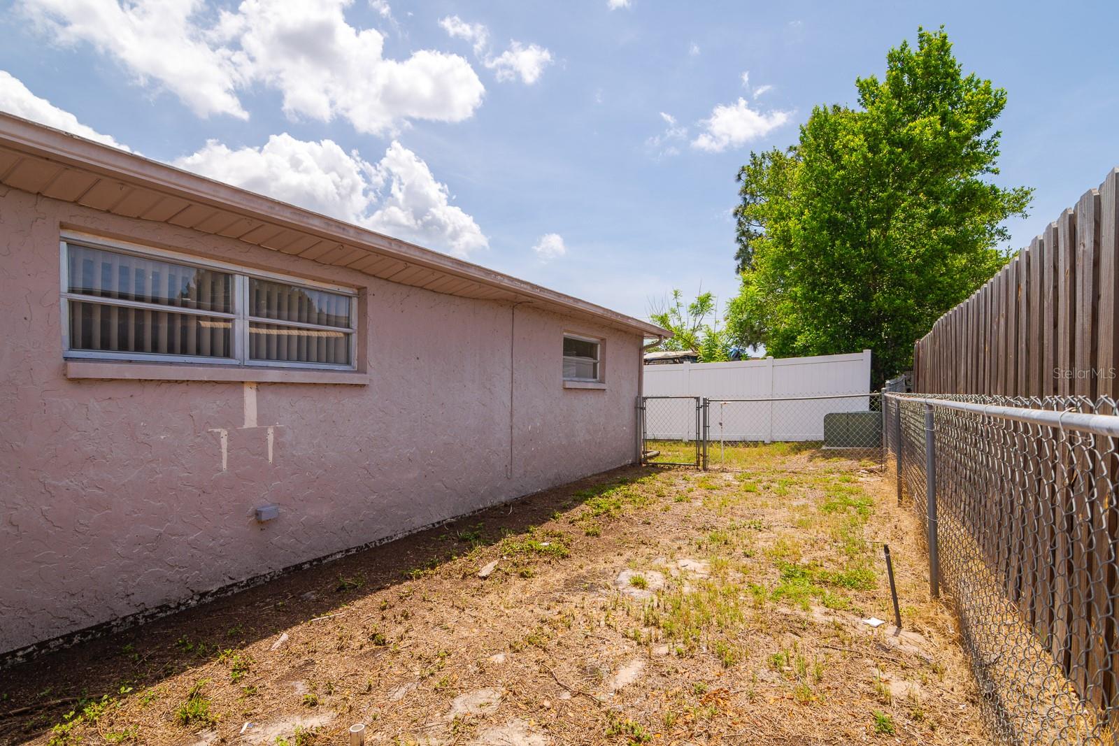 6021 2ND AVE, NEW PORT RICHEY, FL, 34653