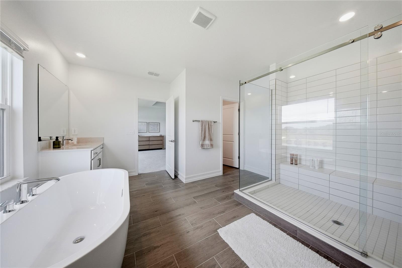 9471 RUNAWAY BREEZE DRIVE, LAND O LAKES, FL, 34637
