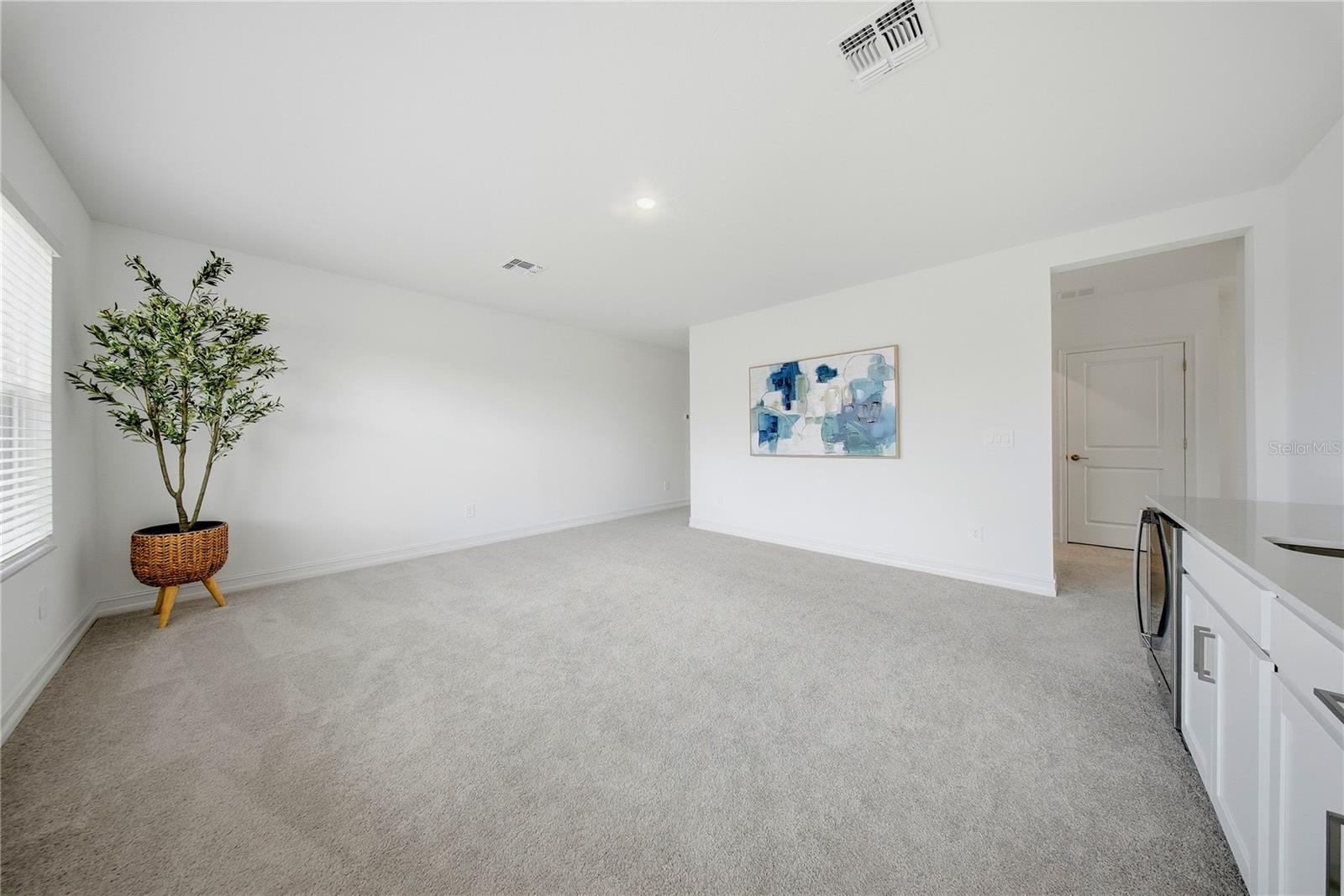 9471 RUNAWAY BREEZE DRIVE, LAND O LAKES, FL, 34637