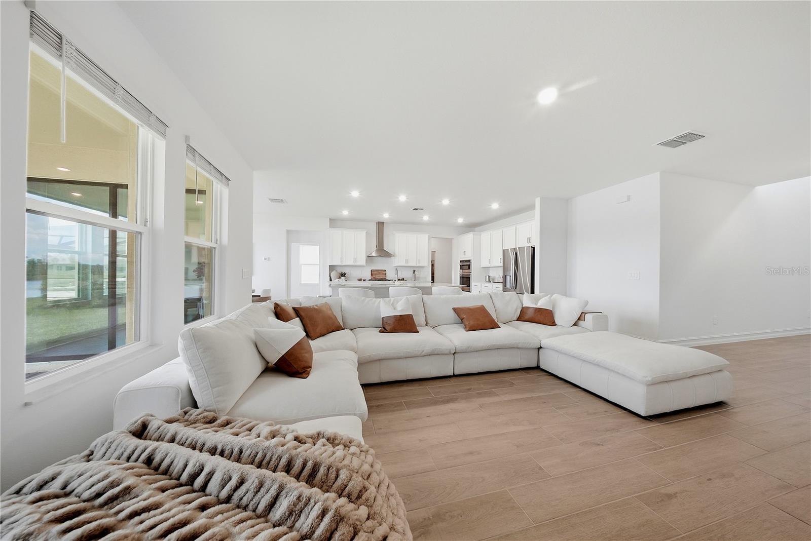 9471 RUNAWAY BREEZE DRIVE, LAND O LAKES, FL, 34637