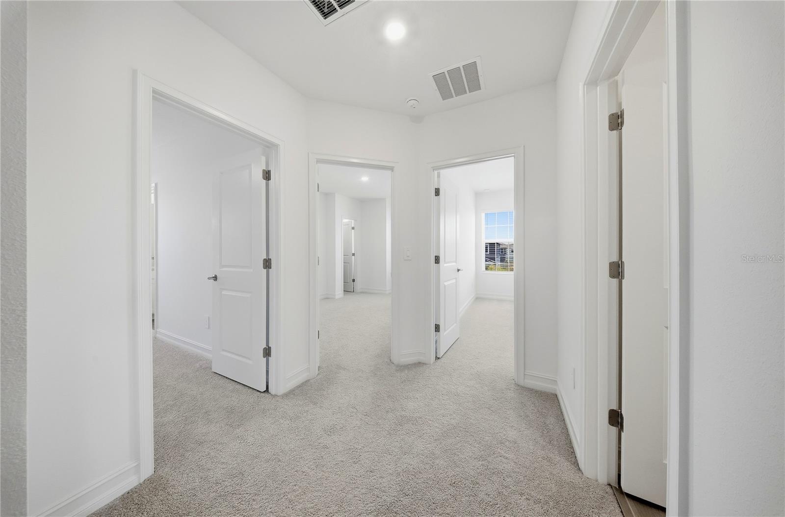 9471 RUNAWAY BREEZE DRIVE, LAND O LAKES, FL, 34637