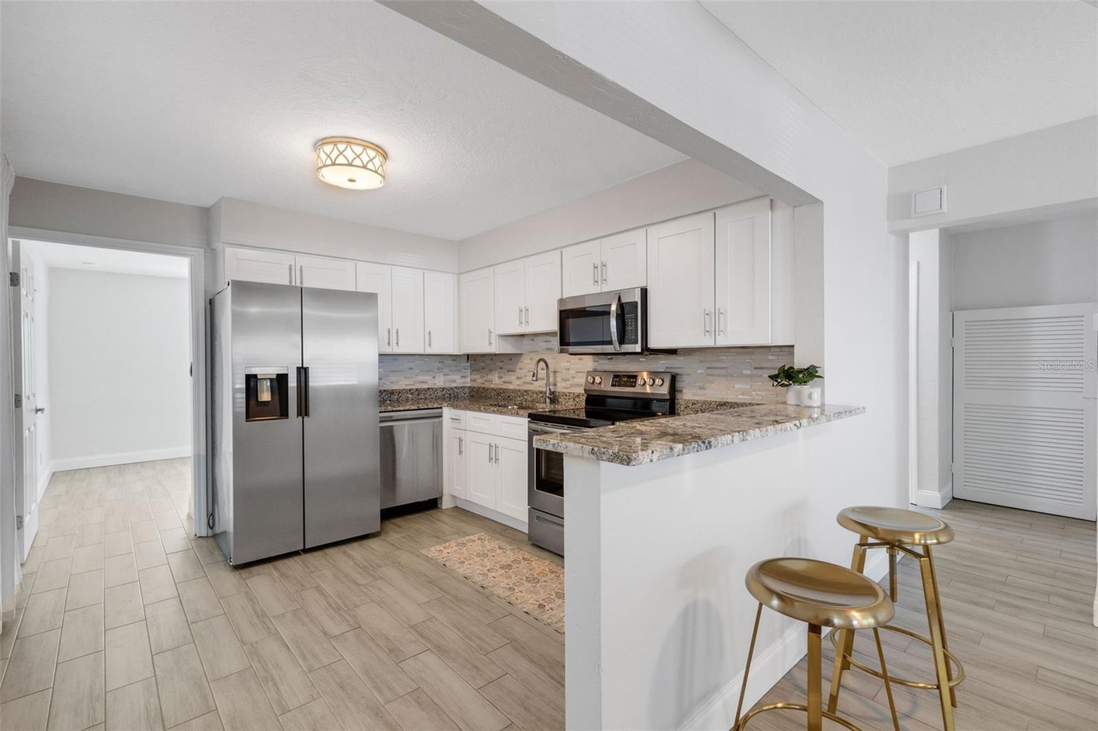 2019 42ND ST S, ST PETERSBURG, FL, 33711