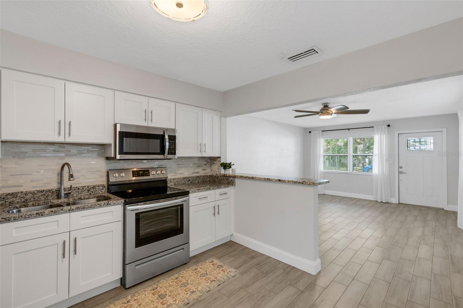 2019 42ND ST S, ST PETERSBURG, FL, 33711