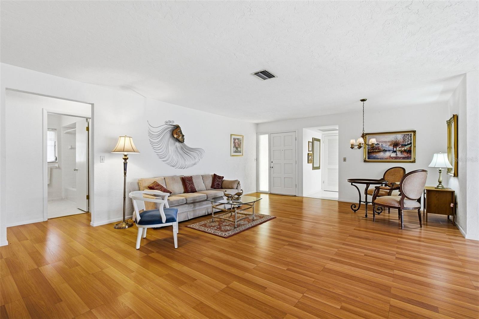 8824 PHYLISS AVE, SARASOTA, FL, 34231