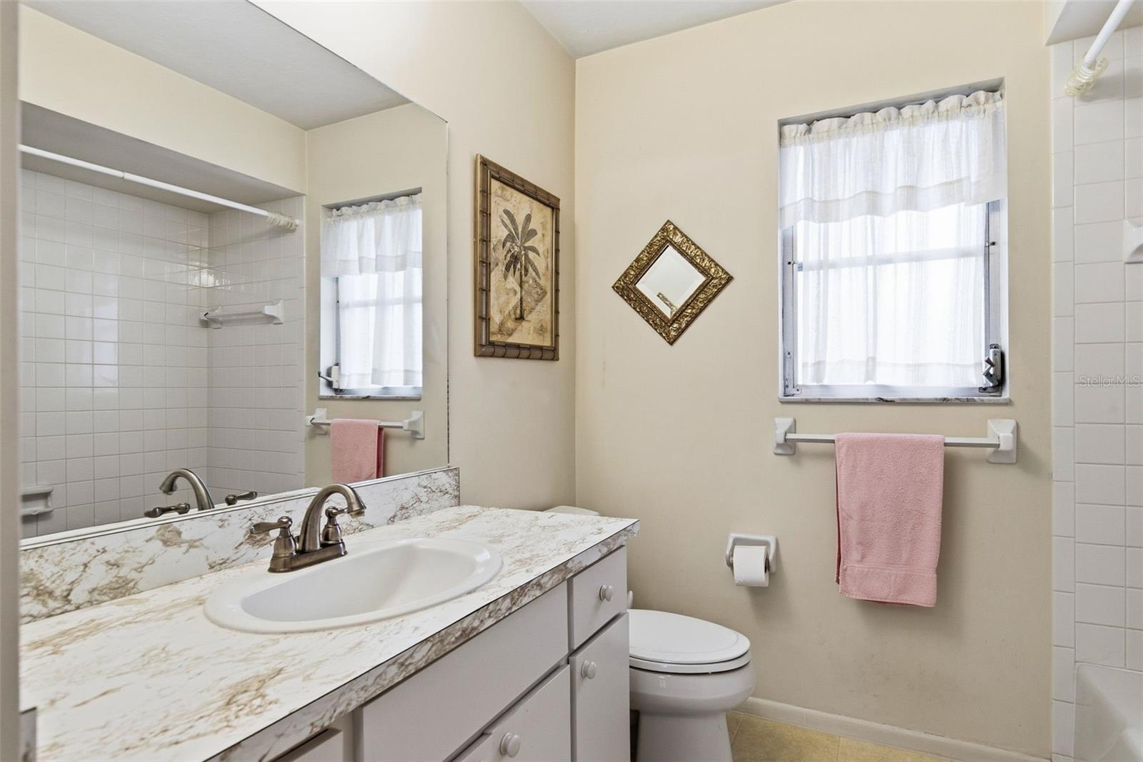 8824 PHYLISS AVE, SARASOTA, FL, 34231
