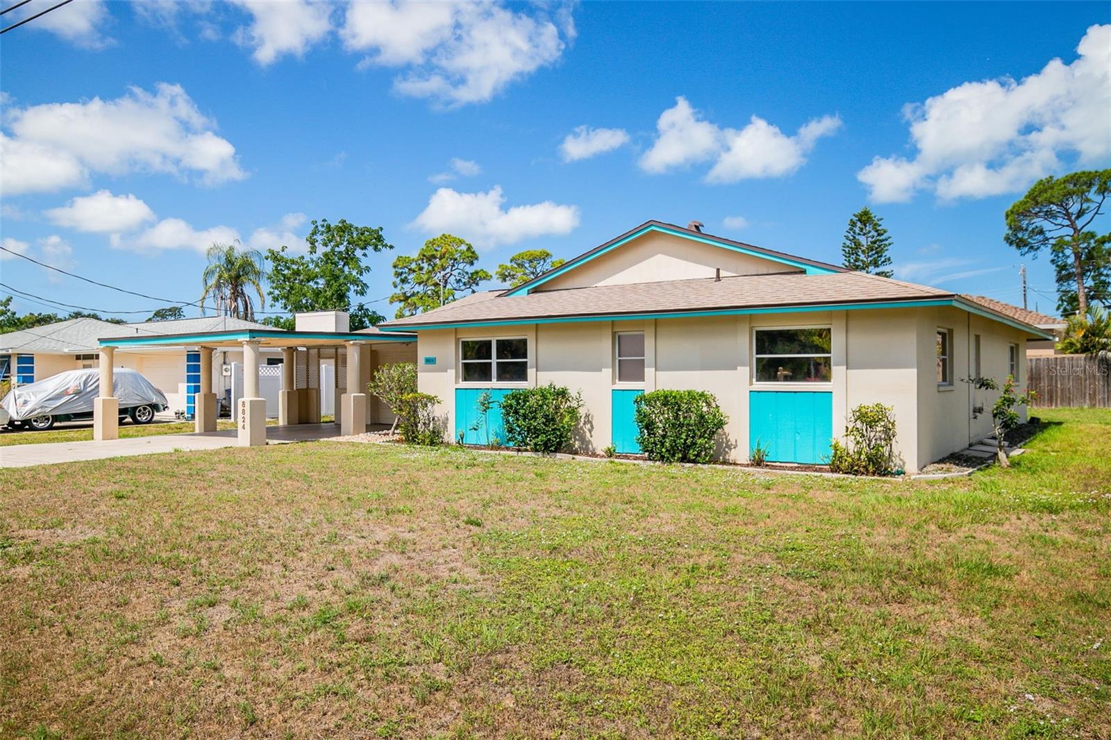 8824 PHYLISS AVE, SARASOTA, FL, 34231