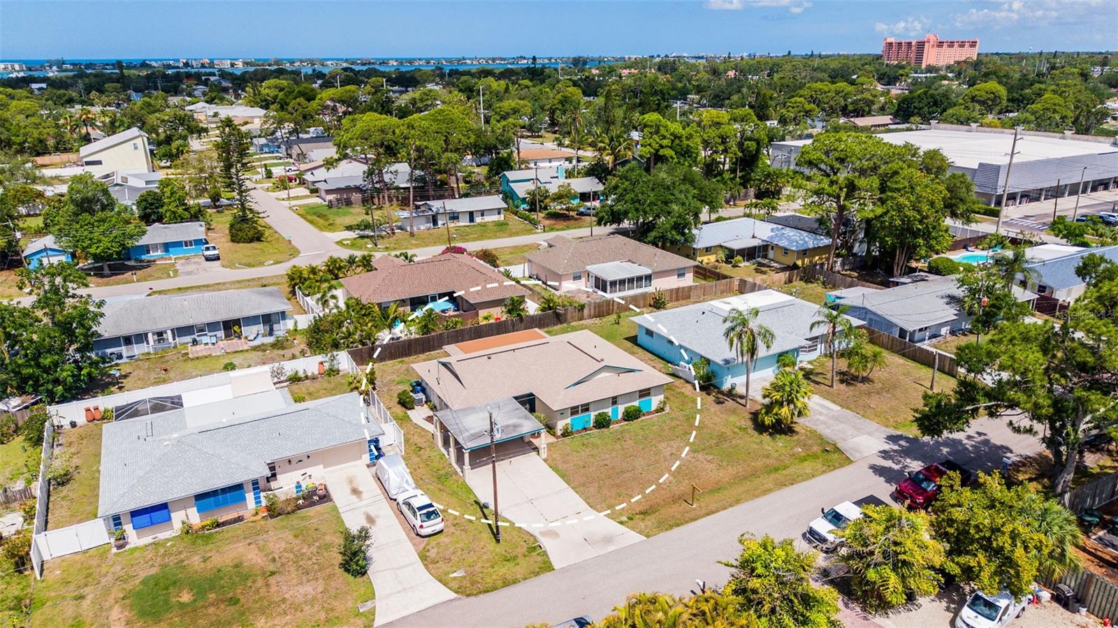 8824 PHYLISS AVE, SARASOTA, FL, 34231