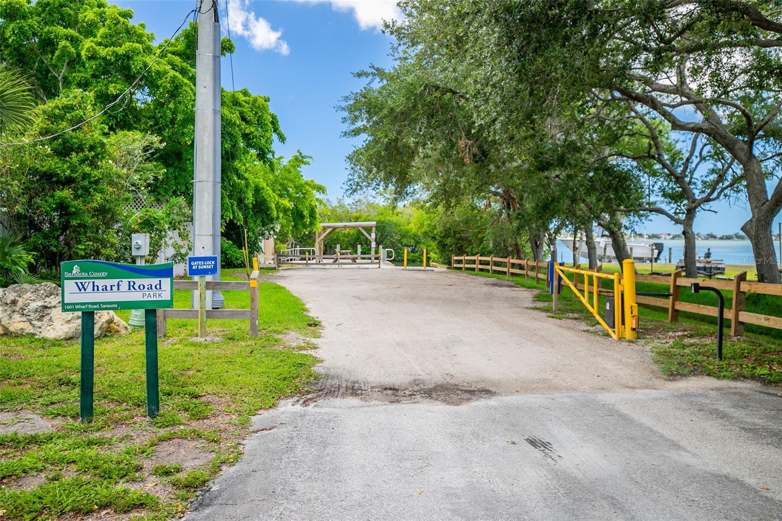 8824 PHYLISS AVE, SARASOTA, FL, 34231
