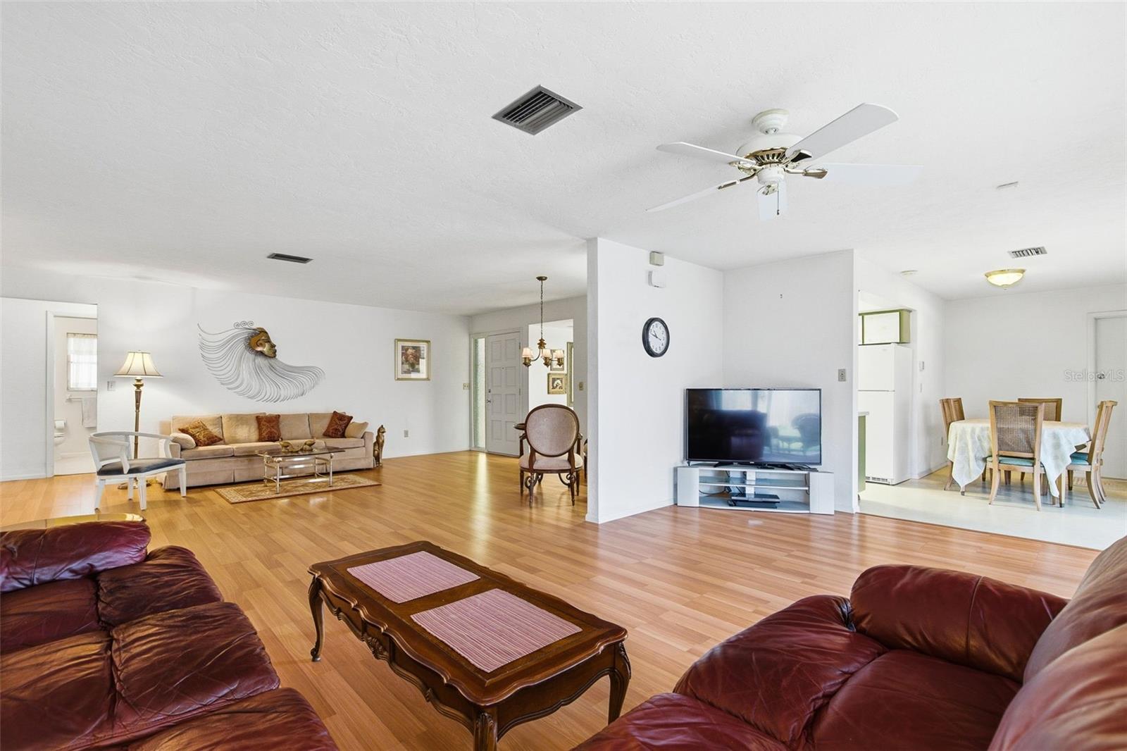 8824 PHYLISS AVE, SARASOTA, FL, 34231