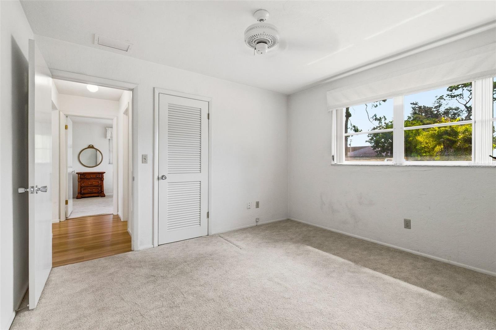 8824 PHYLISS AVE, SARASOTA, FL, 34231