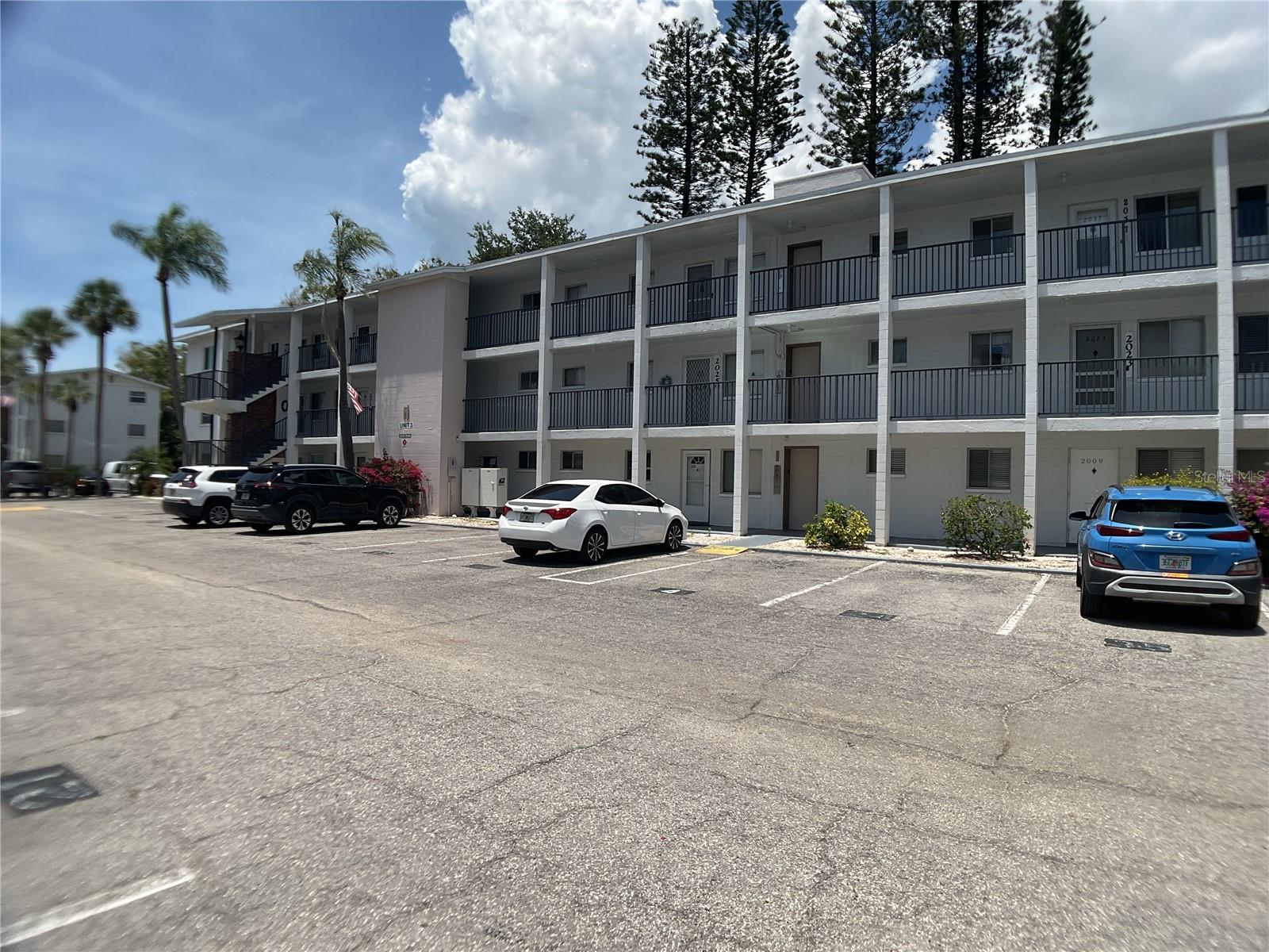 2021 CANAL DR #N25, BRADENTON, FL, 34207