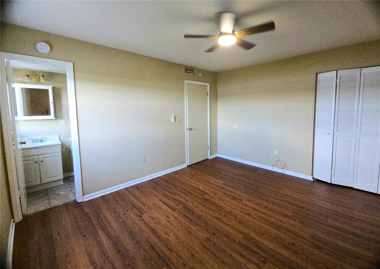 1920 E EDGEWOOD DR #J5, LAKELAND, FL, 33803