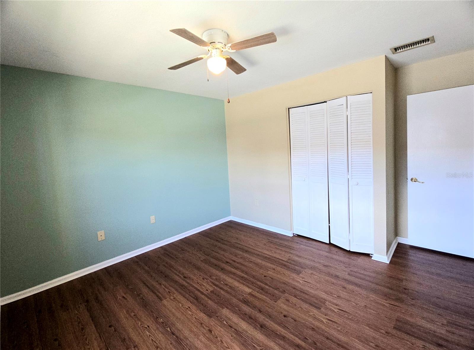 1920 E EDGEWOOD DR #J5, LAKELAND, FL, 33803
