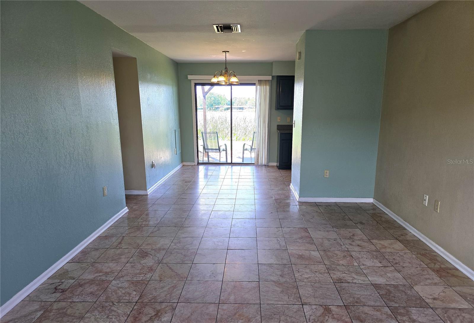 1920 E EDGEWOOD DR #J5, LAKELAND, FL, 33803