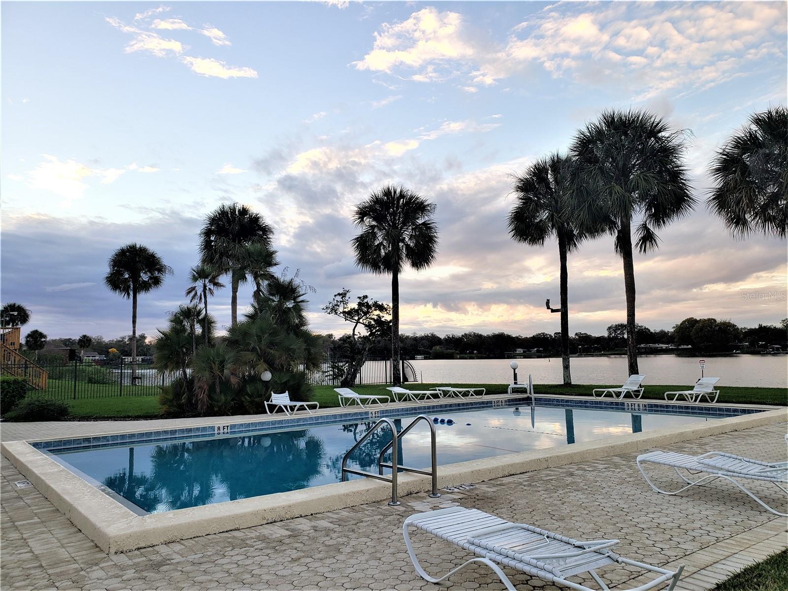 1920 E EDGEWOOD DR #J5, LAKELAND, FL, 33803