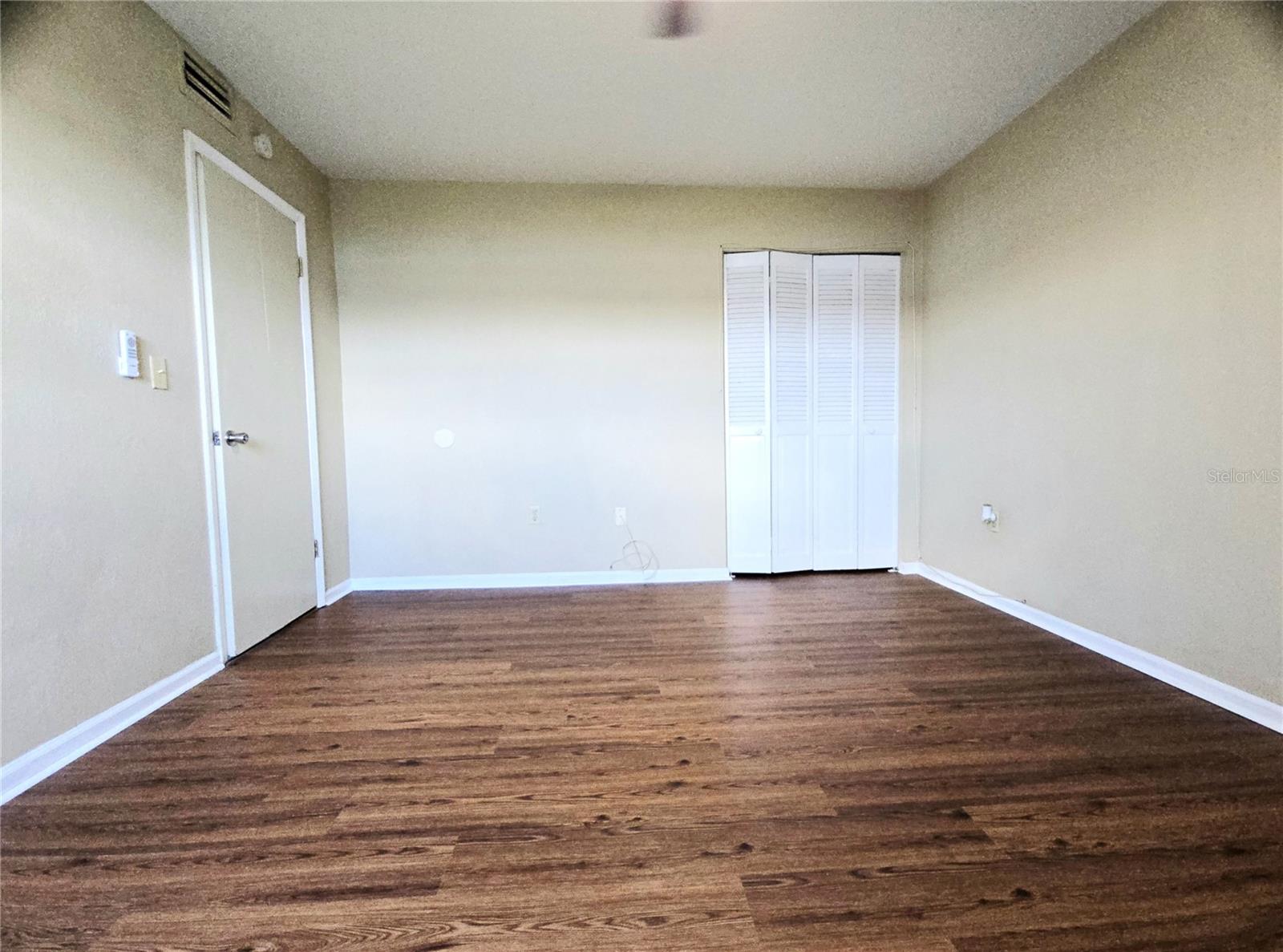 1920 E EDGEWOOD DR #J5, LAKELAND, FL, 33803