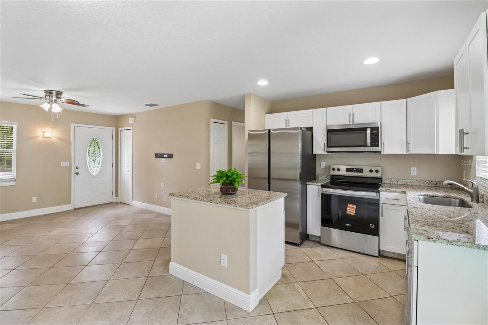 105 N FAIRFAX AVE, DELAND, FL, 32724