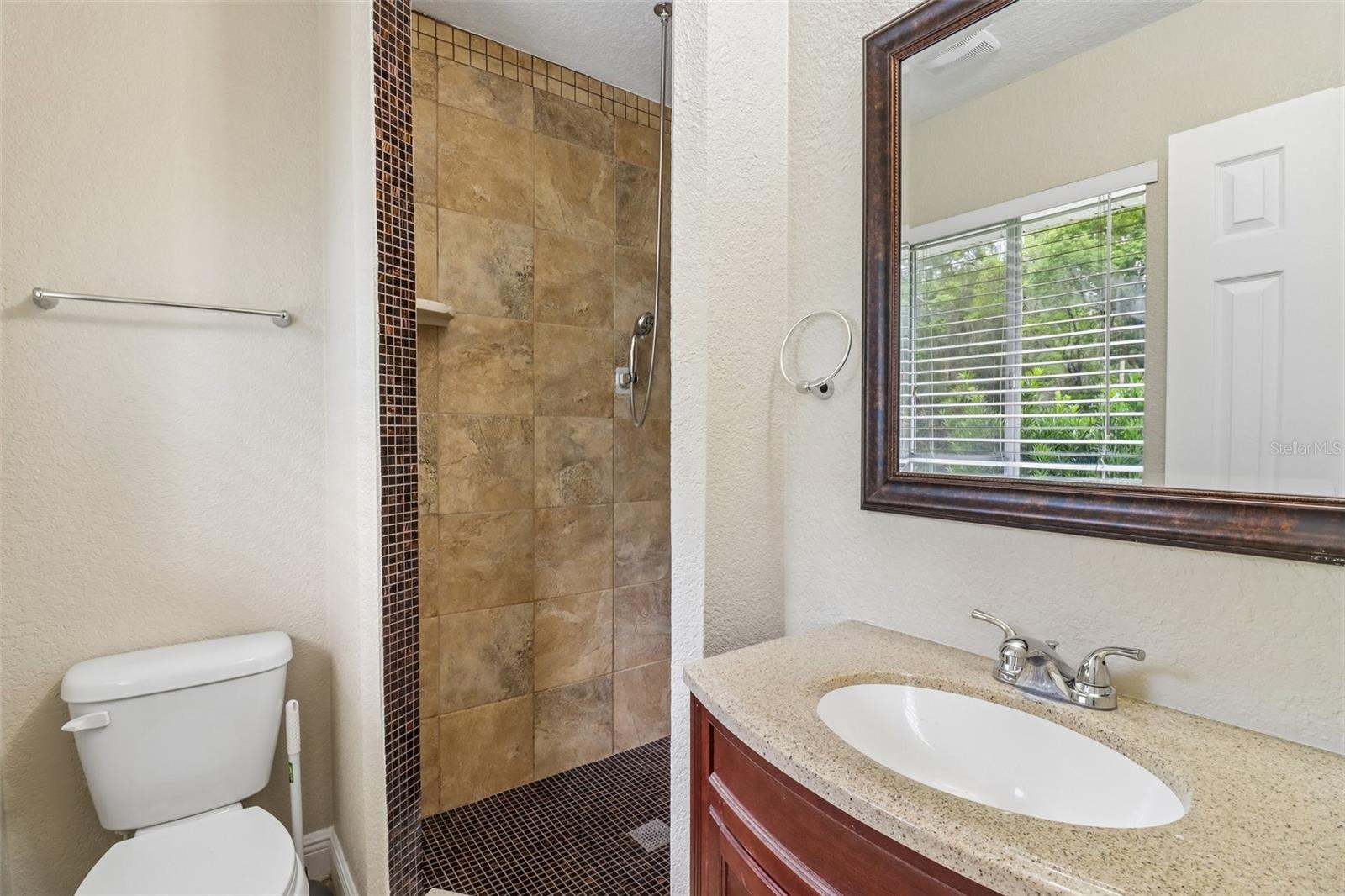 105 N FAIRFAX AVE, DELAND, FL, 32724