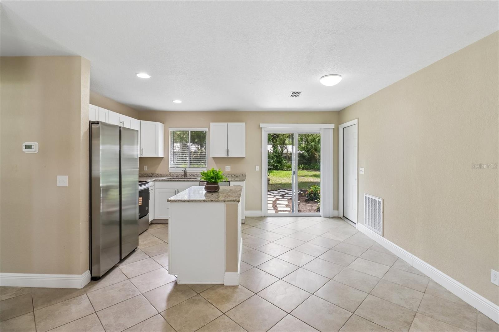 105 N FAIRFAX AVE, DELAND, FL, 32724