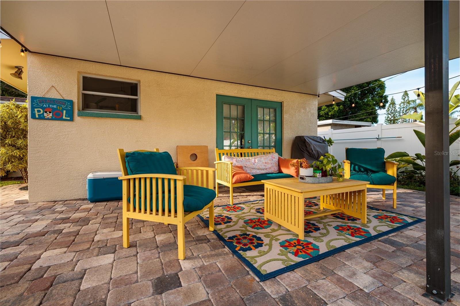 230 43RD AVE NE, ST PETERSBURG, FL, 33703