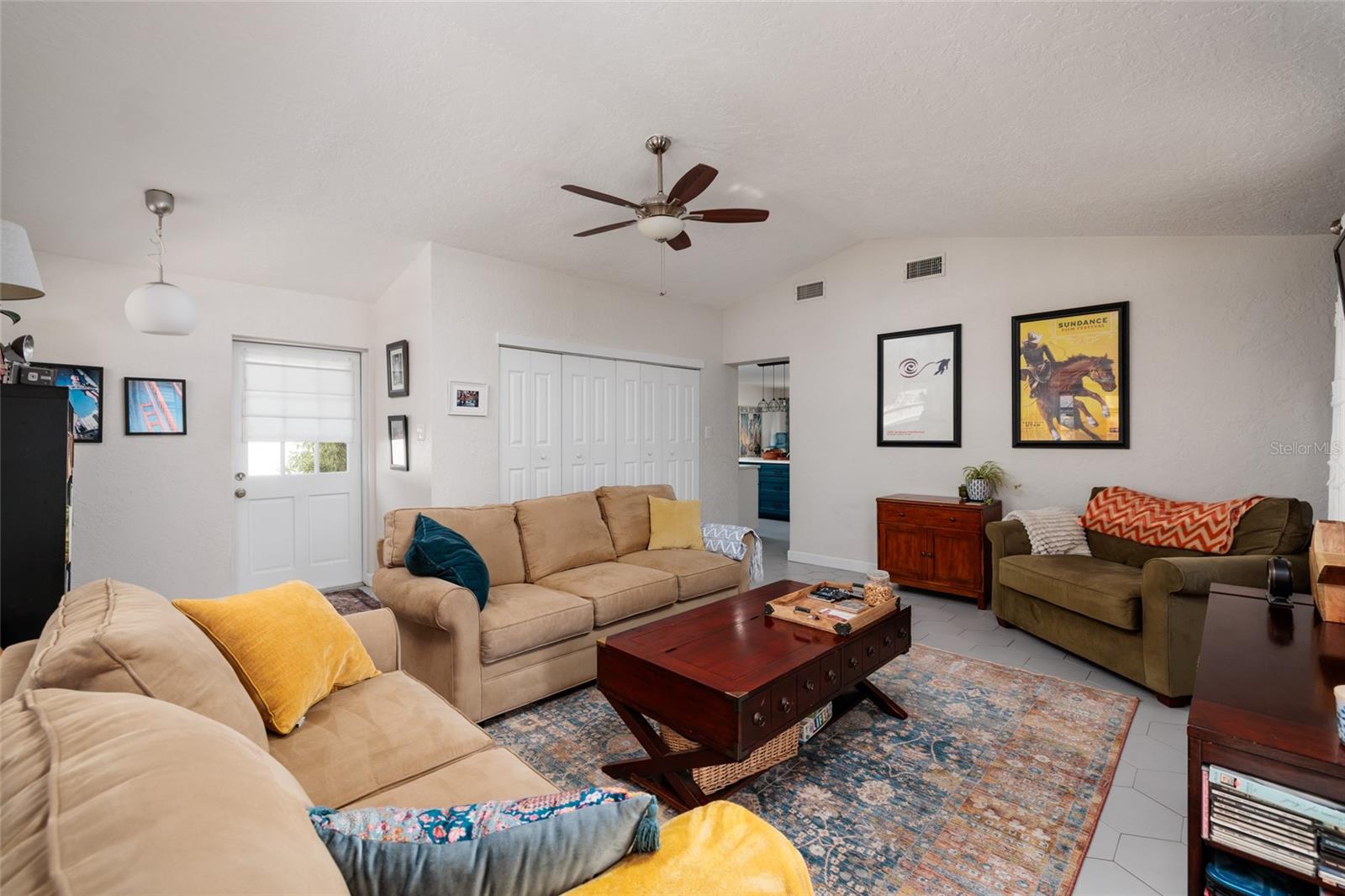 230 43RD AVE NE, ST PETERSBURG, FL, 33703