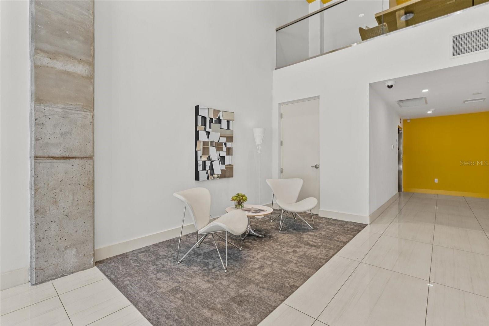 332 COCOANUT AVE #302, SARASOTA, FL, 34236