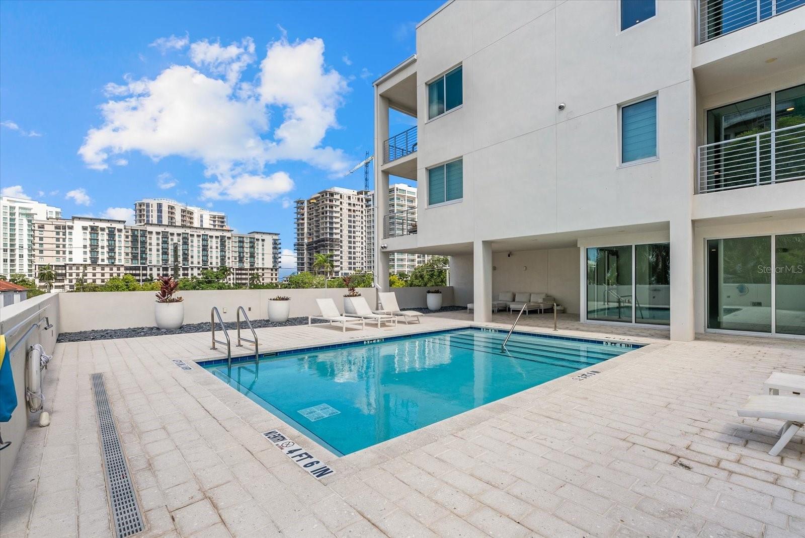 332 COCOANUT AVE #302, SARASOTA, FL, 34236