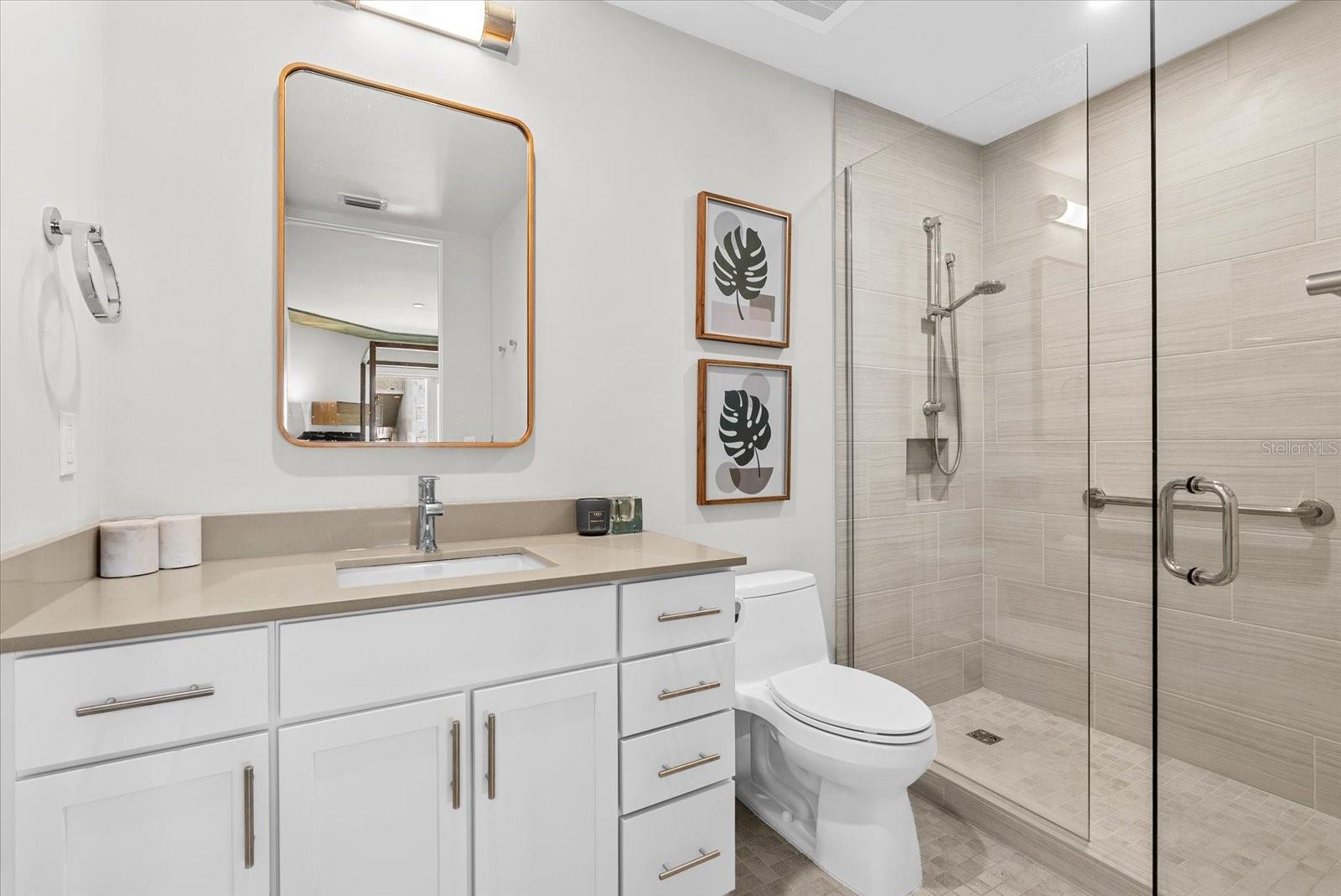 332 COCOANUT AVE #302, SARASOTA, FL, 34236