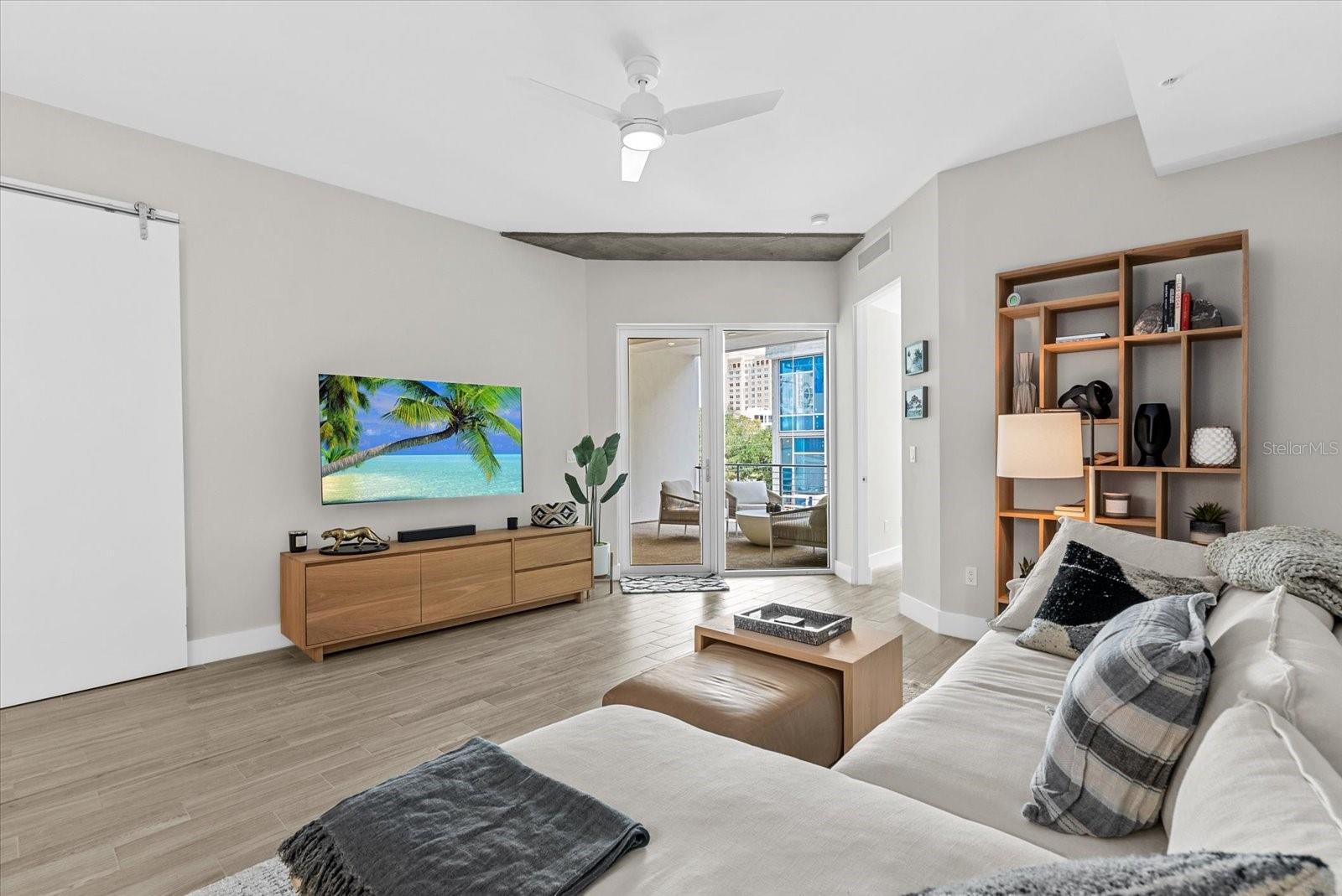332 COCOANUT AVE #302, SARASOTA, FL, 34236