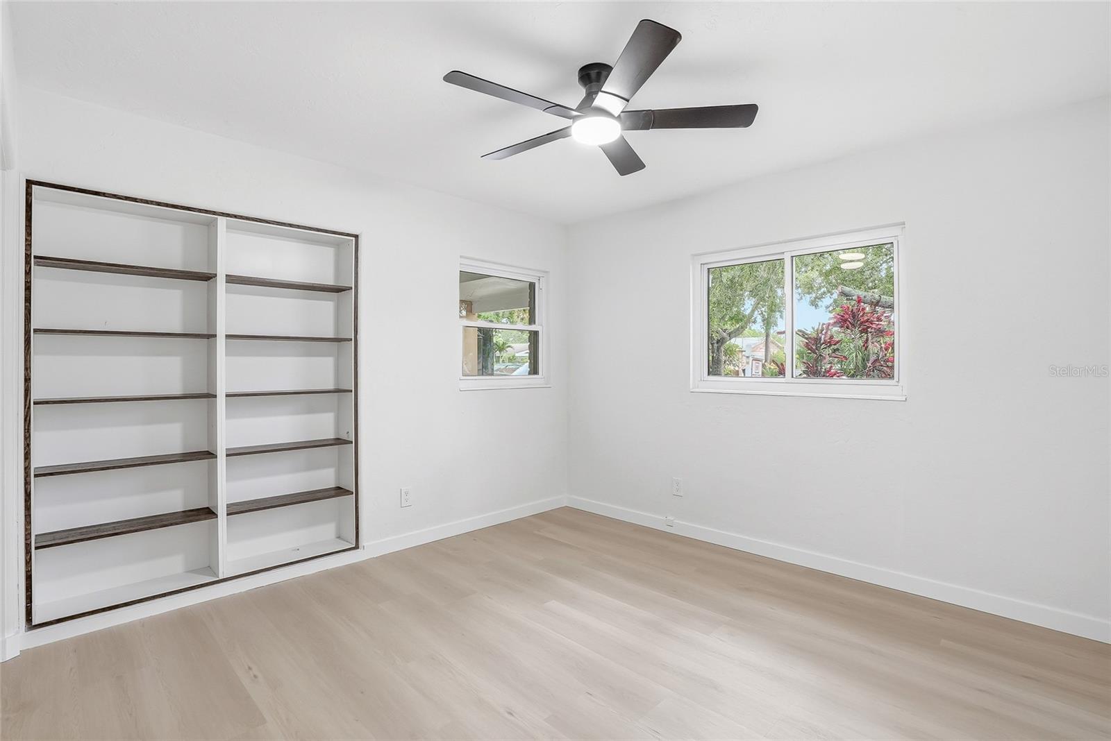 6470 26TH AVE N, ST PETERSBURG, FL, 33710