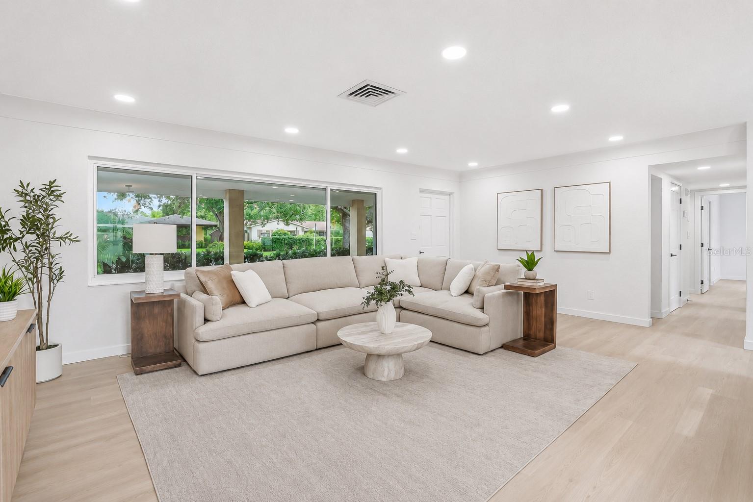 6470 26TH AVE N, ST PETERSBURG, FL, 33710