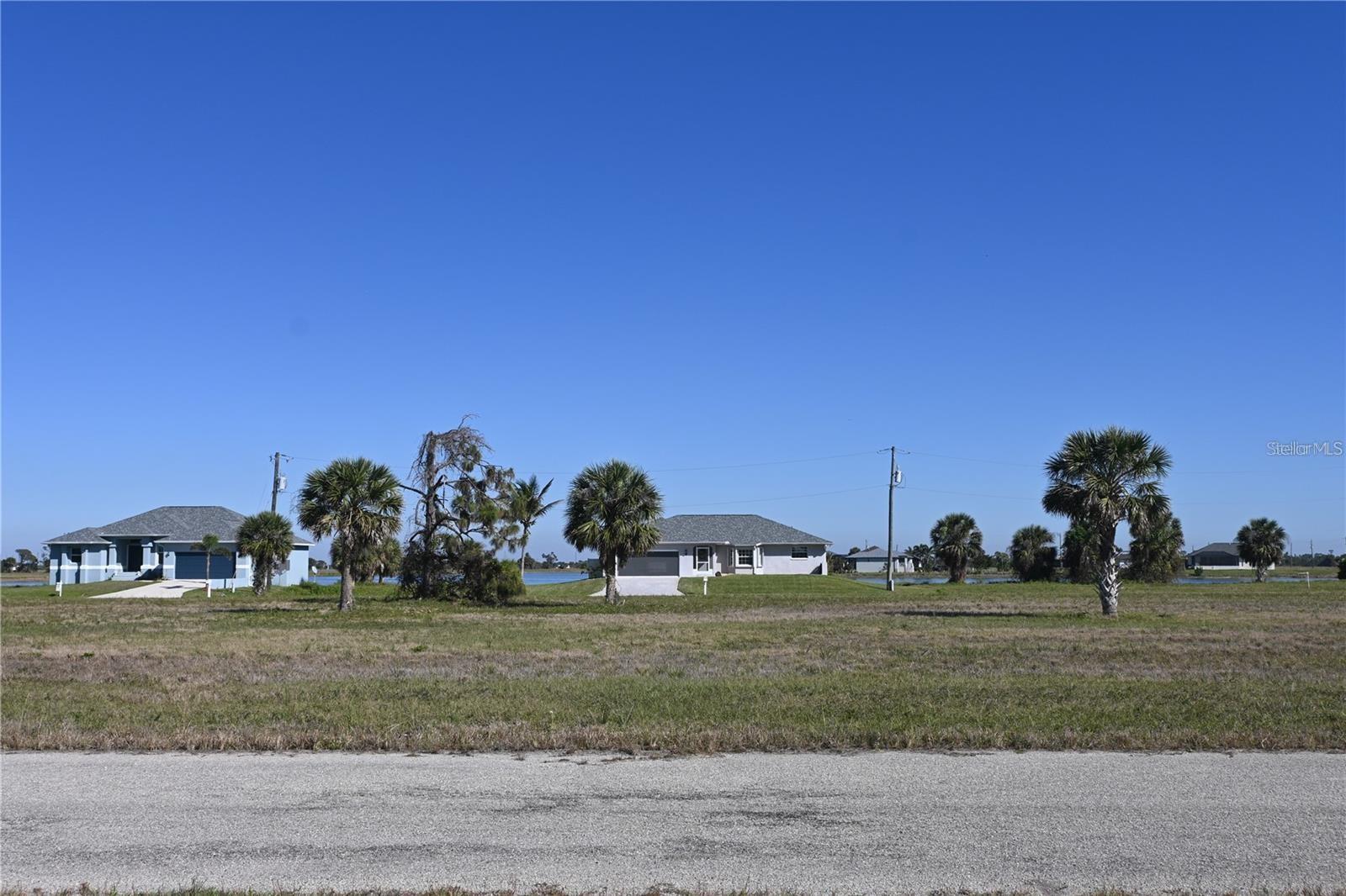 10 MEADOWLARK LN, PLACIDA, FL, 33946