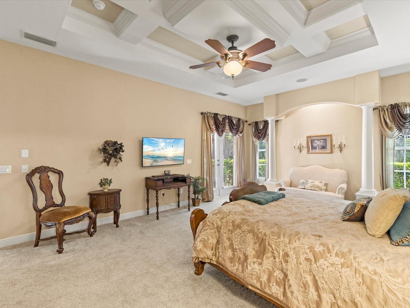 19617 EAGLE CREST DR, LUTZ, FL, 33549