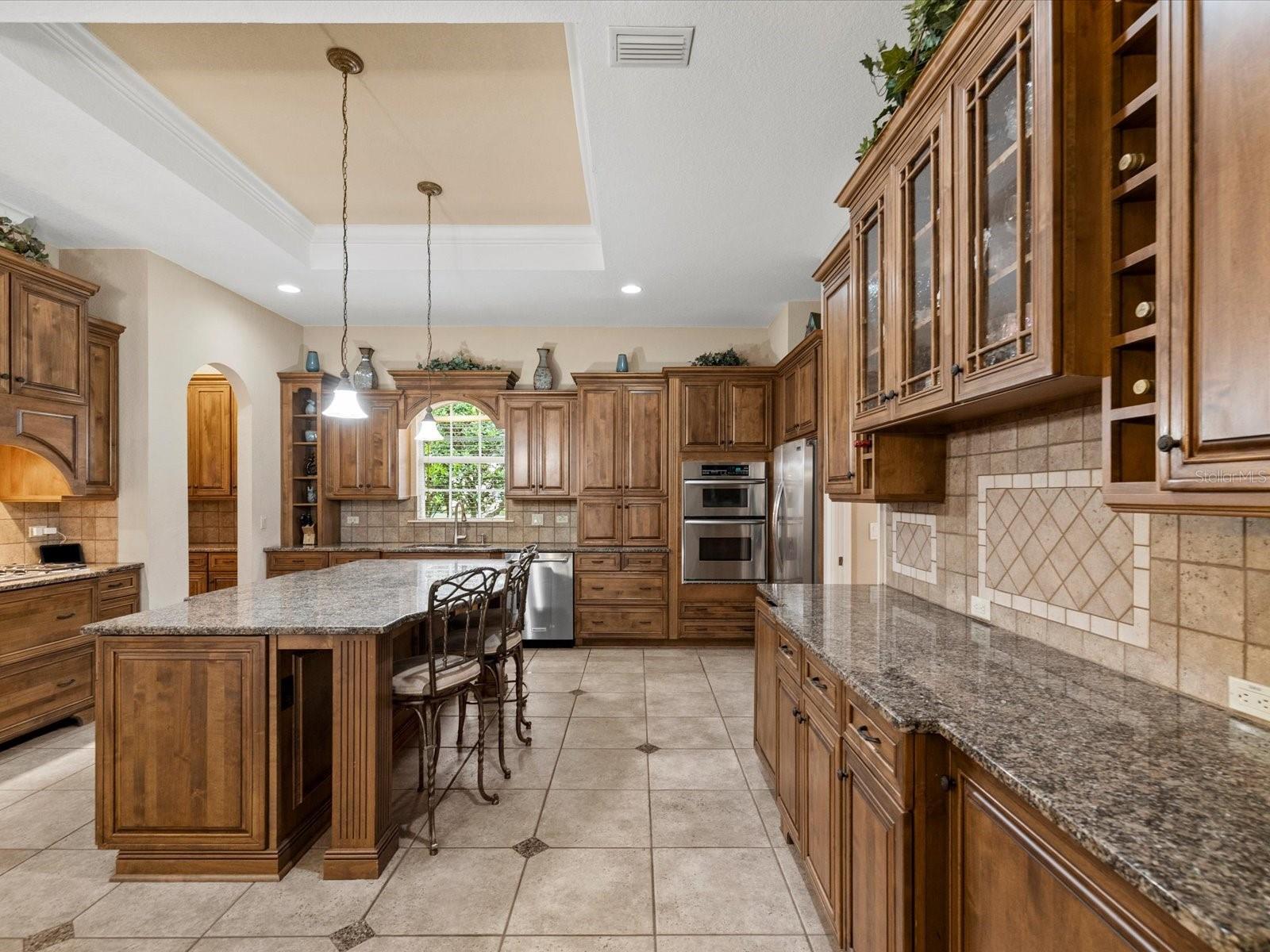19617 EAGLE CREST DR, LUTZ, FL, 33549