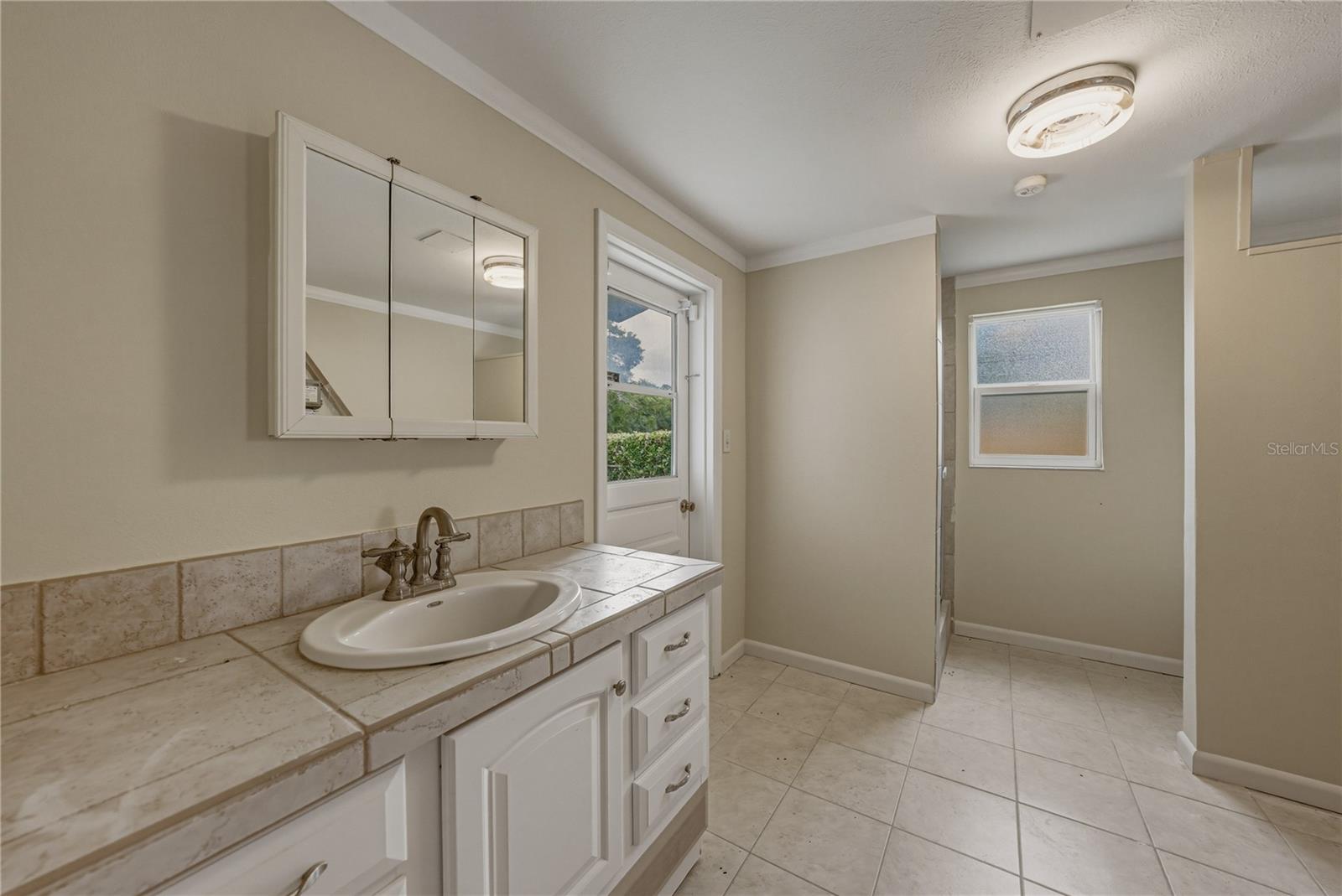 37136 MANDARIN AVE, ZEPHYRHILLS, FL, 33541