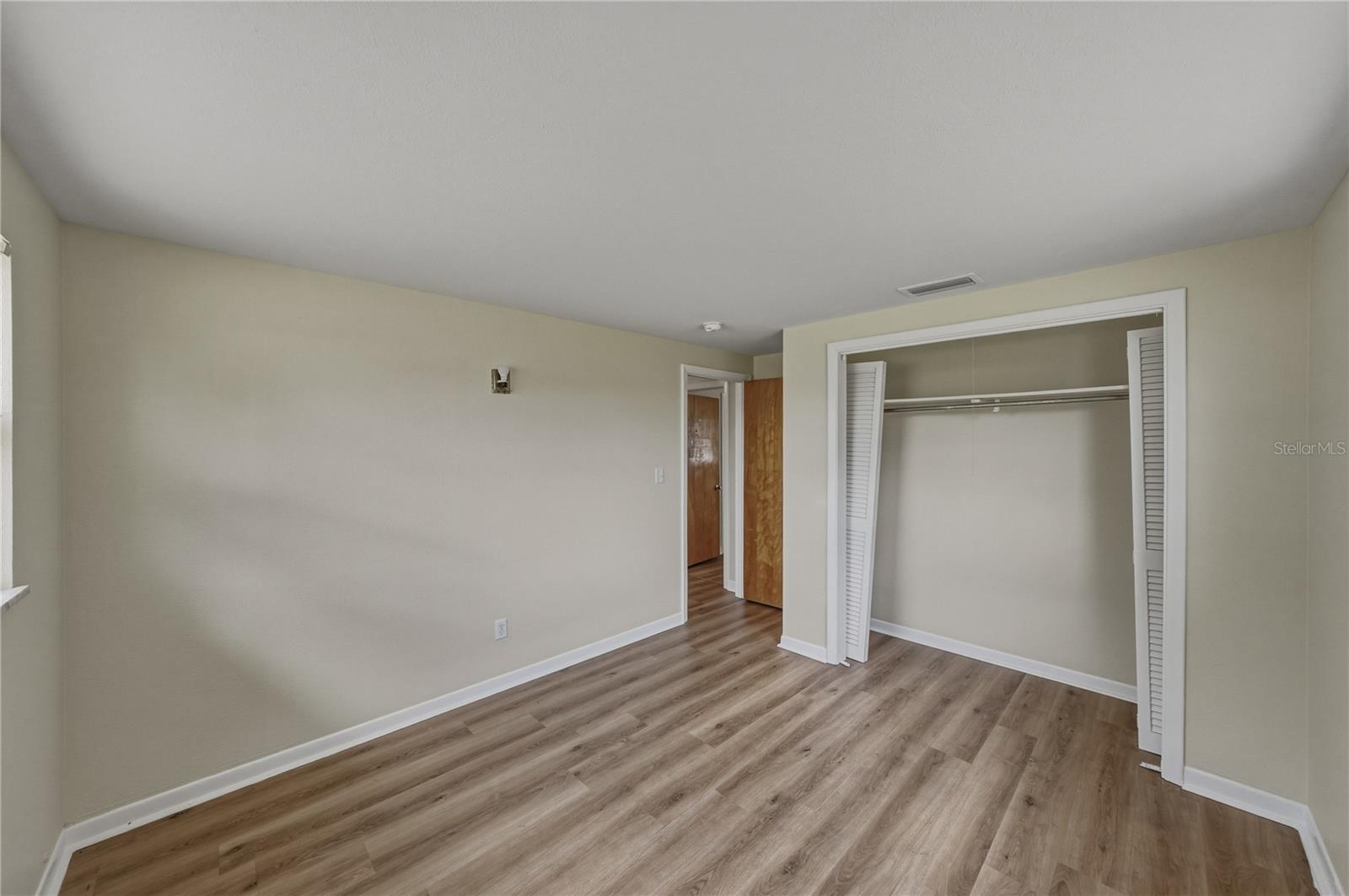 37136 MANDARIN AVE, ZEPHYRHILLS, FL, 33541