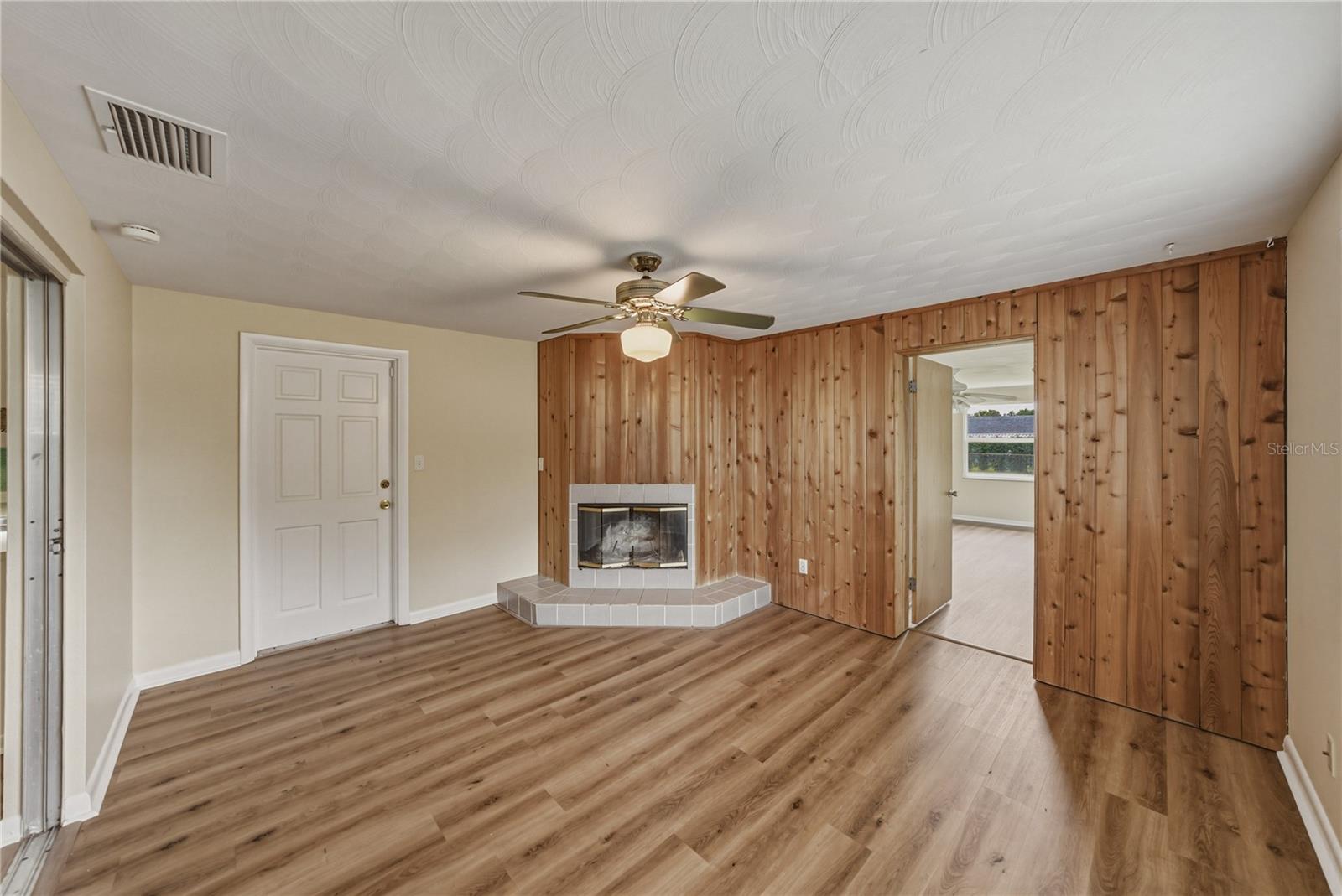 37136 MANDARIN AVE, ZEPHYRHILLS, FL, 33541